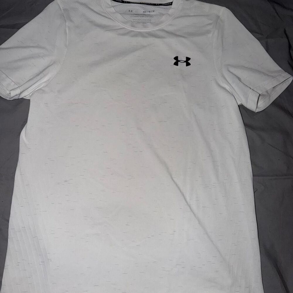 Under-armour Men's White T-shirt